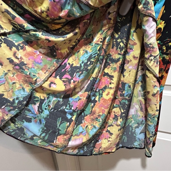 London Times size 4 sleeveless multicolor floral midi dress. Very flattering - Picture 6 of 8